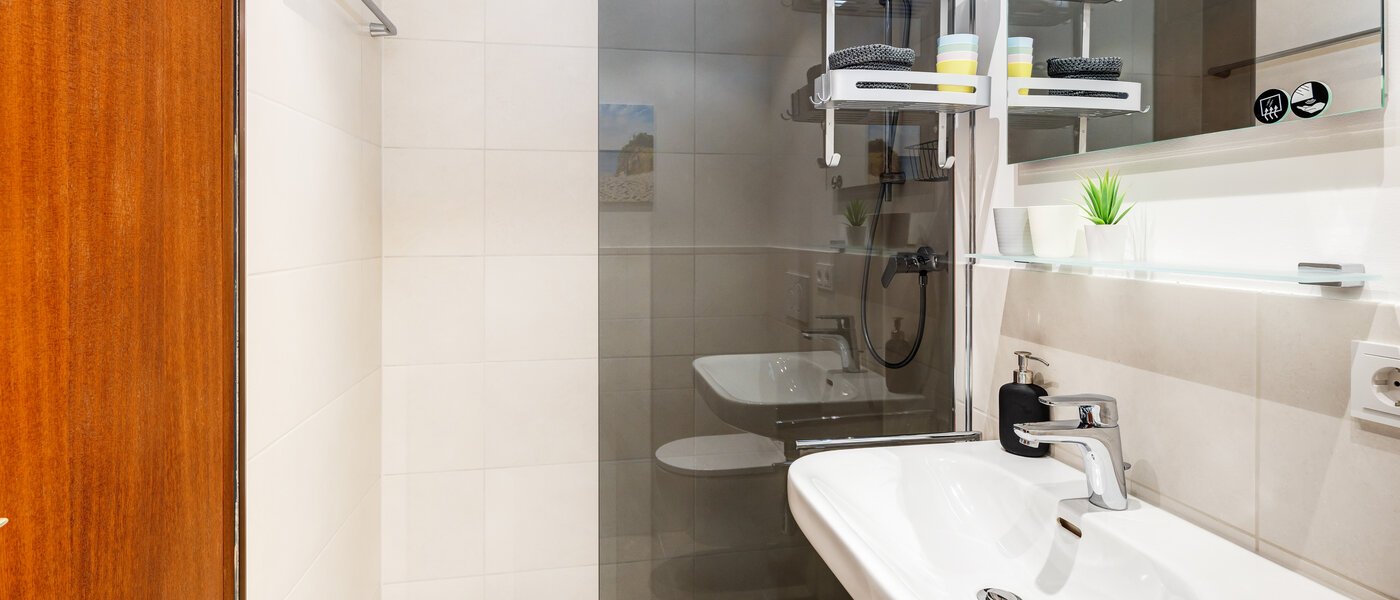 apartment Herrsching am Ammersee 01 bathroom 13819