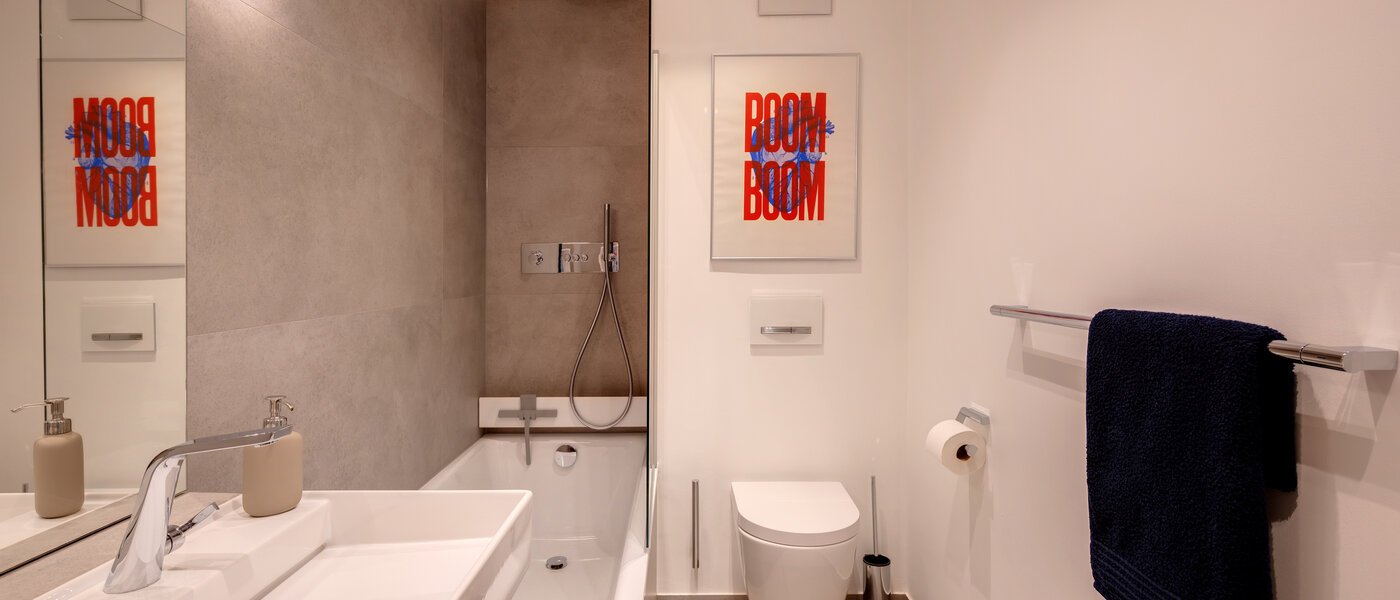 apartment München Dreimühlenviertel 02 bathroom 13821