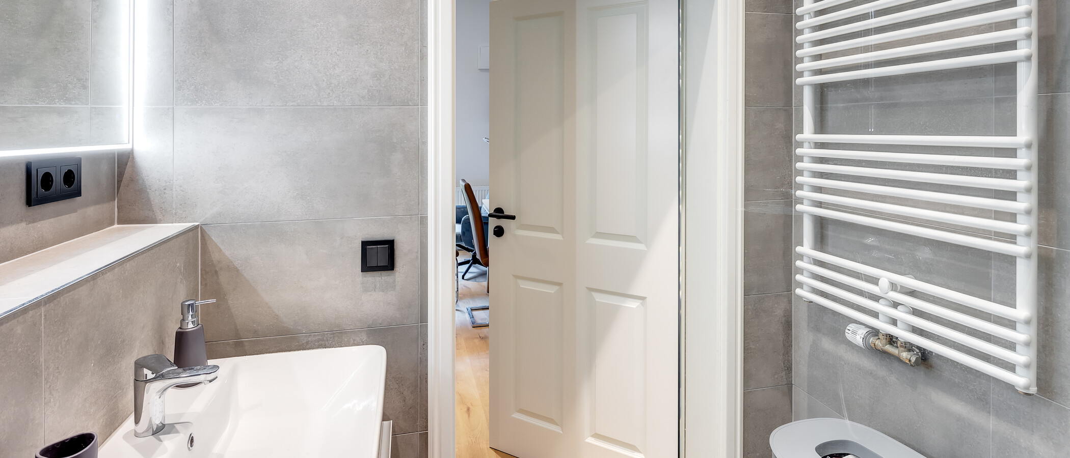 apartment München Glockenbachviertel 03 bathroom 13829