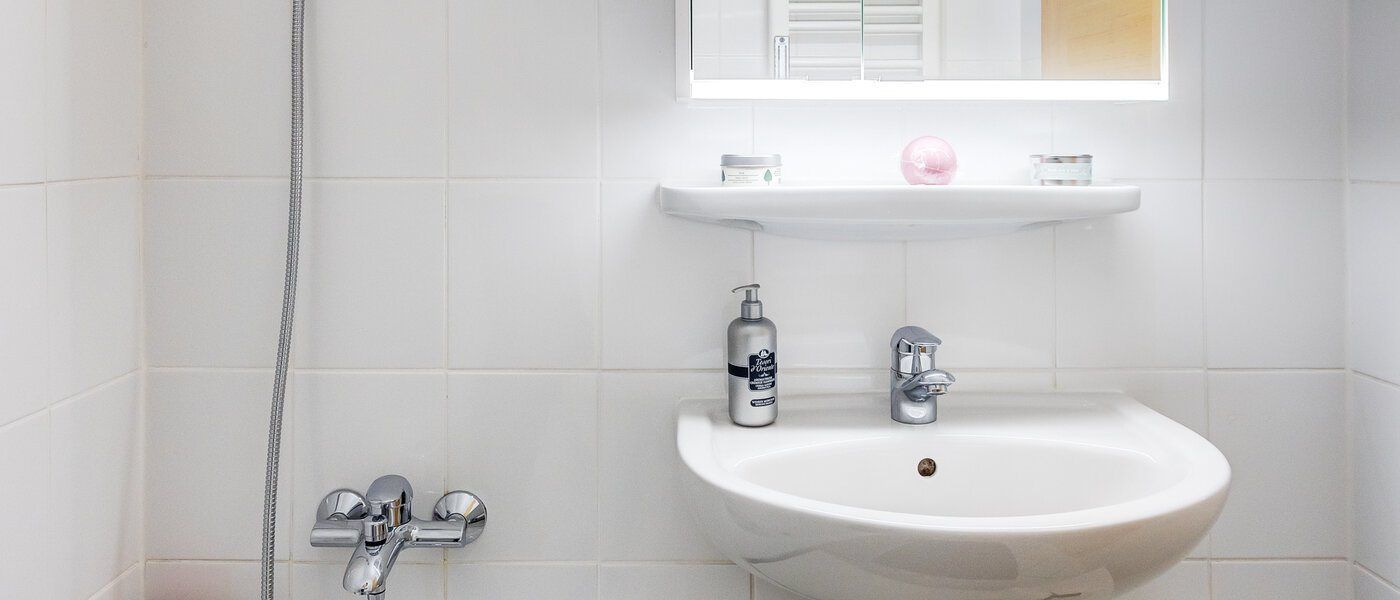 apartment München Forstenried 02 bathroom 13847