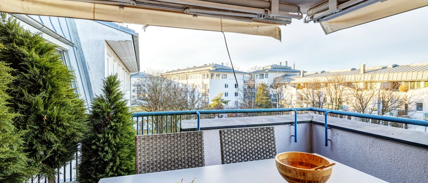 maisonette-gallery apartment München Bogenhausen 02 1. balcony 13849
