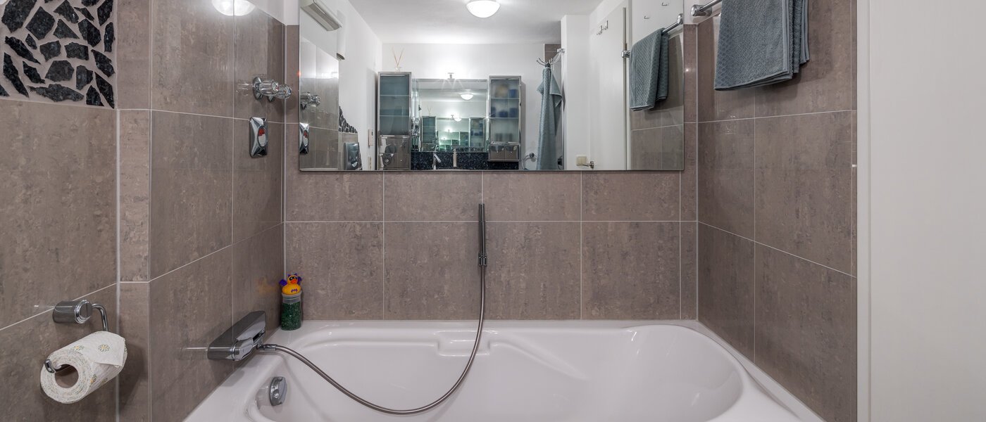 gallery apartment  Ottobrunn 02 bathroom 13854