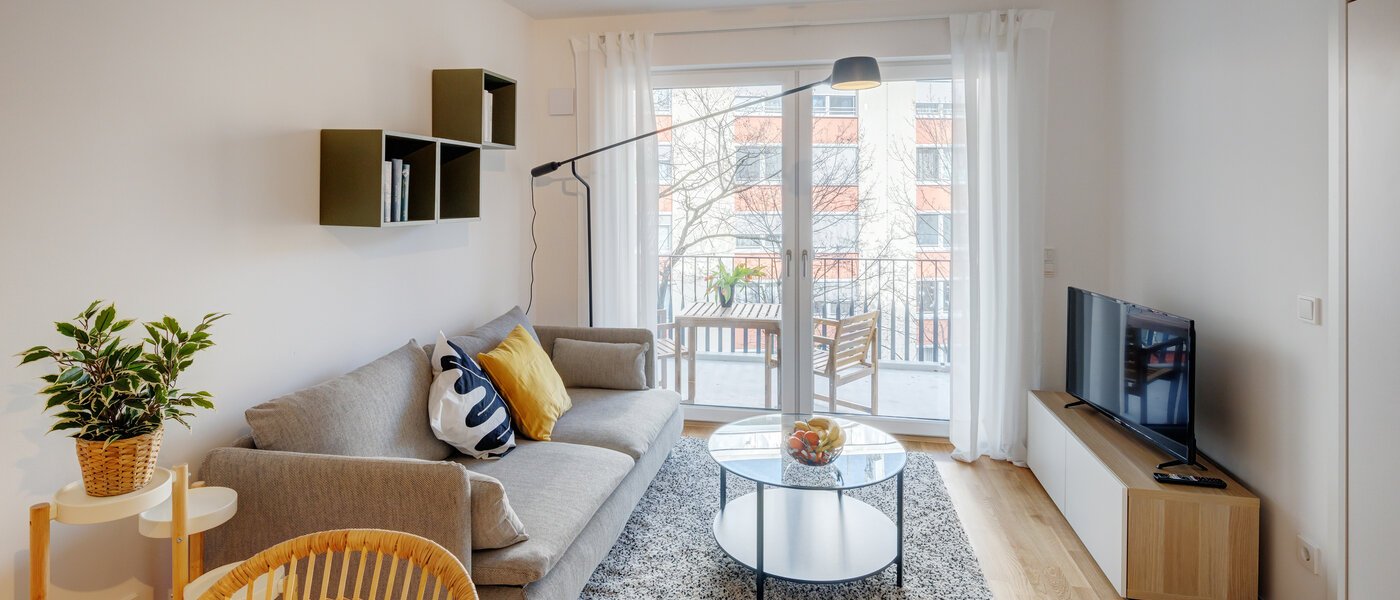 apartment München Neuhausen 02 living area 13855