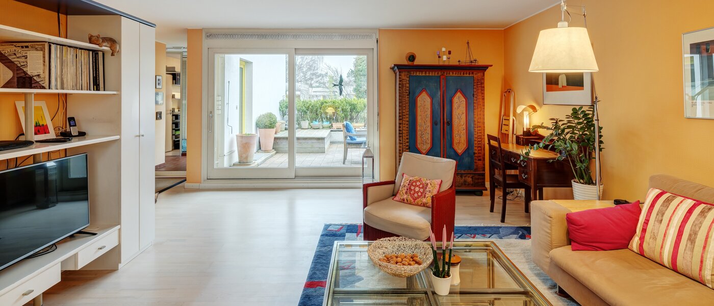 apartment Ottobrunn 01 living area 13870