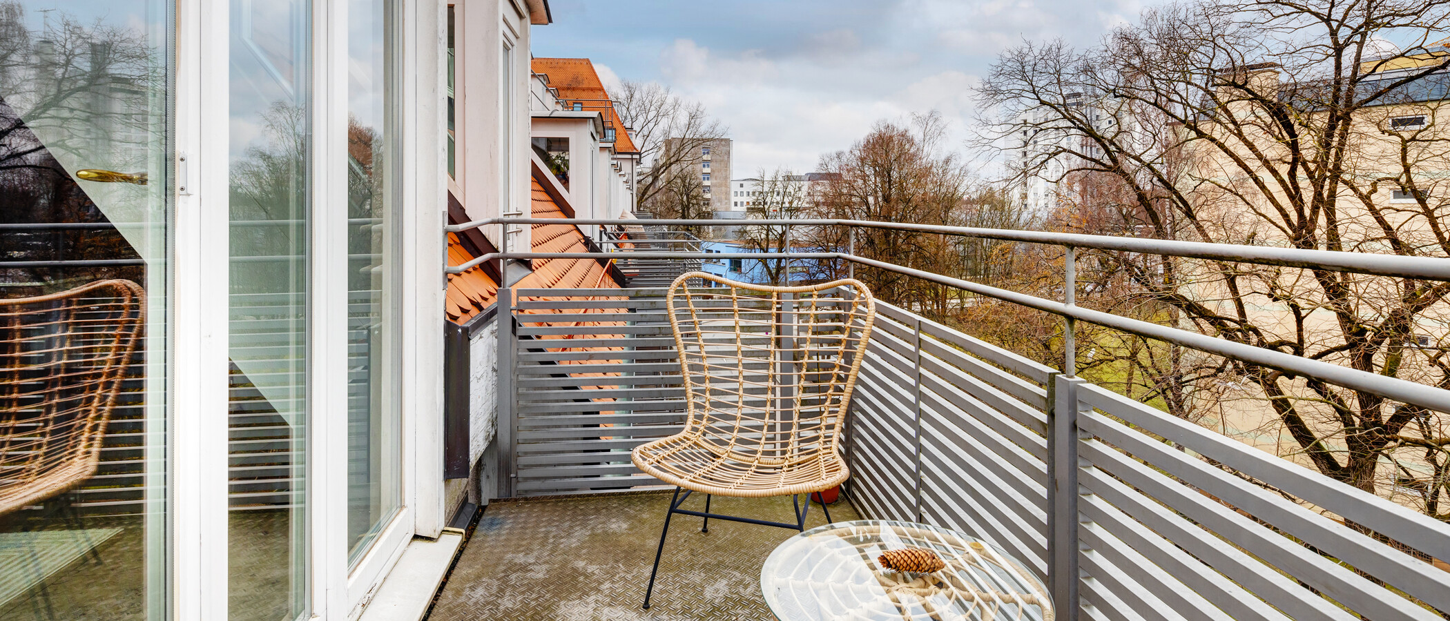 attic apartment München Pasing 02 balcony 13878