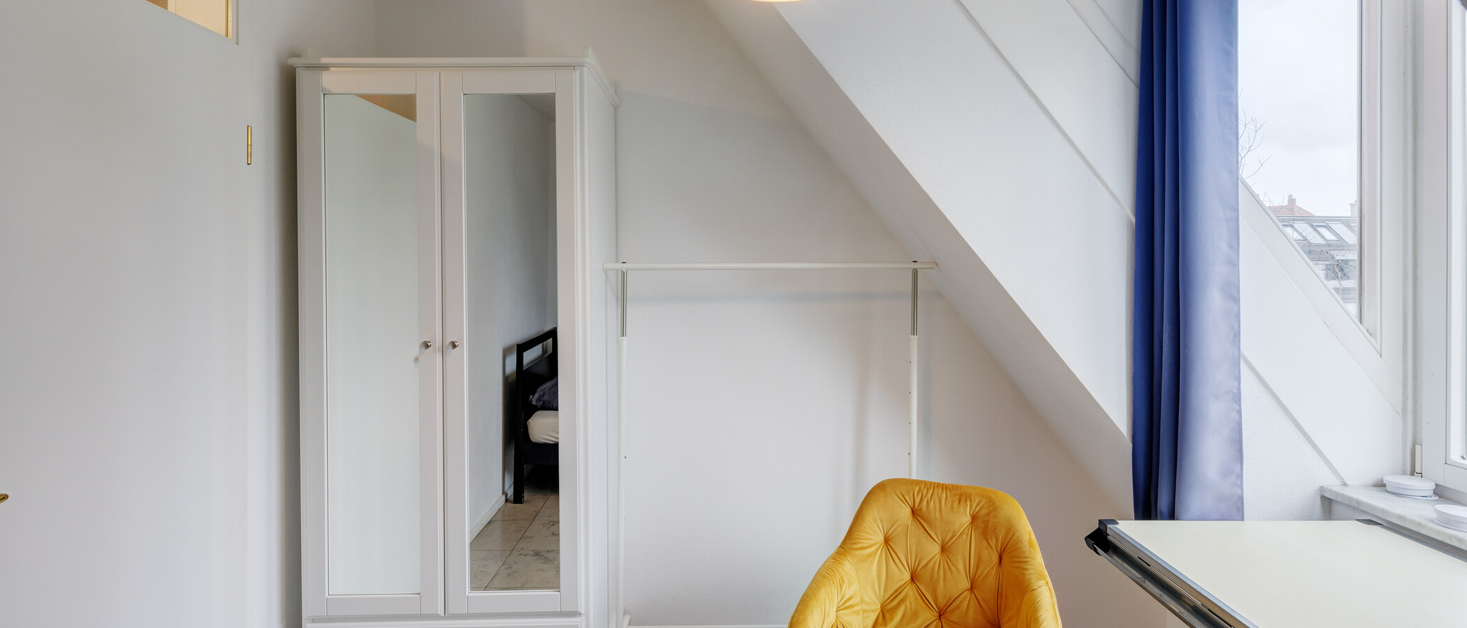 attic apartment München Pasing 03 2. bedroom 13878
