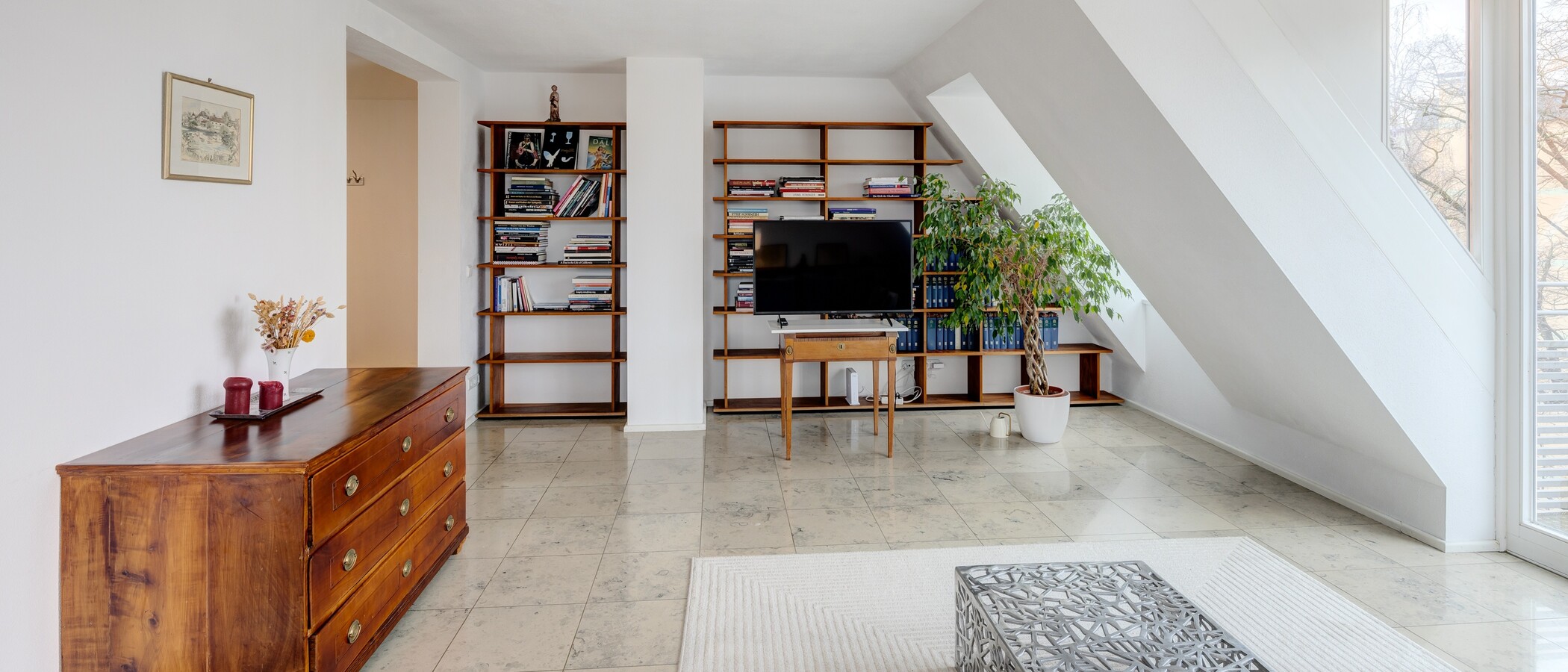 attic apartment München Pasing 03 living area 13878