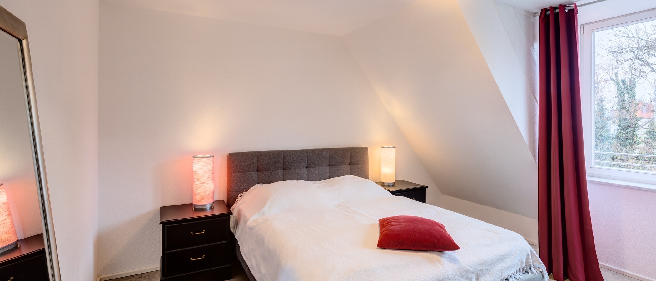 attic apartment München Pasing 01 1. bedroom 13878