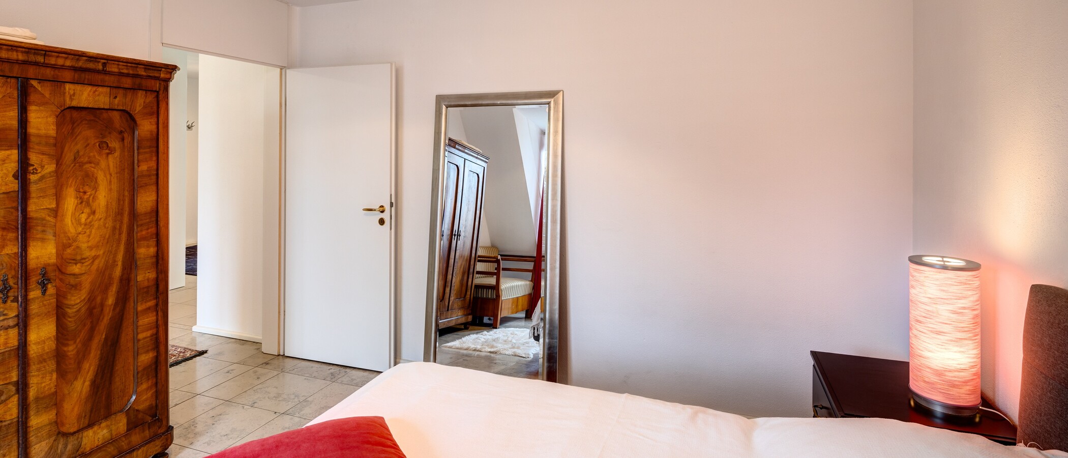 attic apartment München Pasing 03 1. bedroom 13878