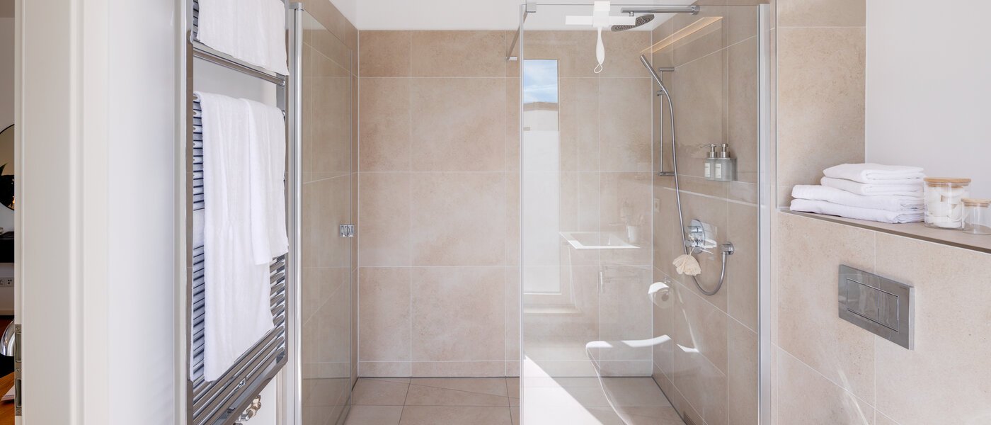 apartment München Haidhausen 02 bathroom 13881