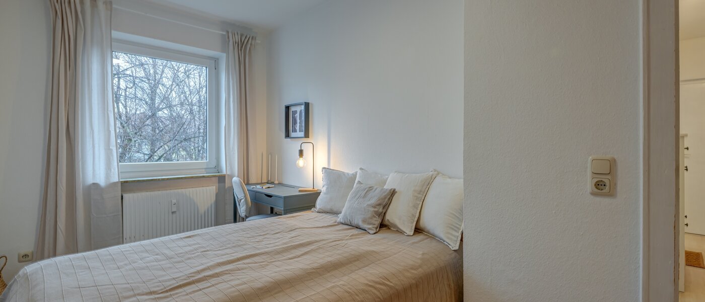 apartment München Berg am Laim 02 2. bedroom 13885