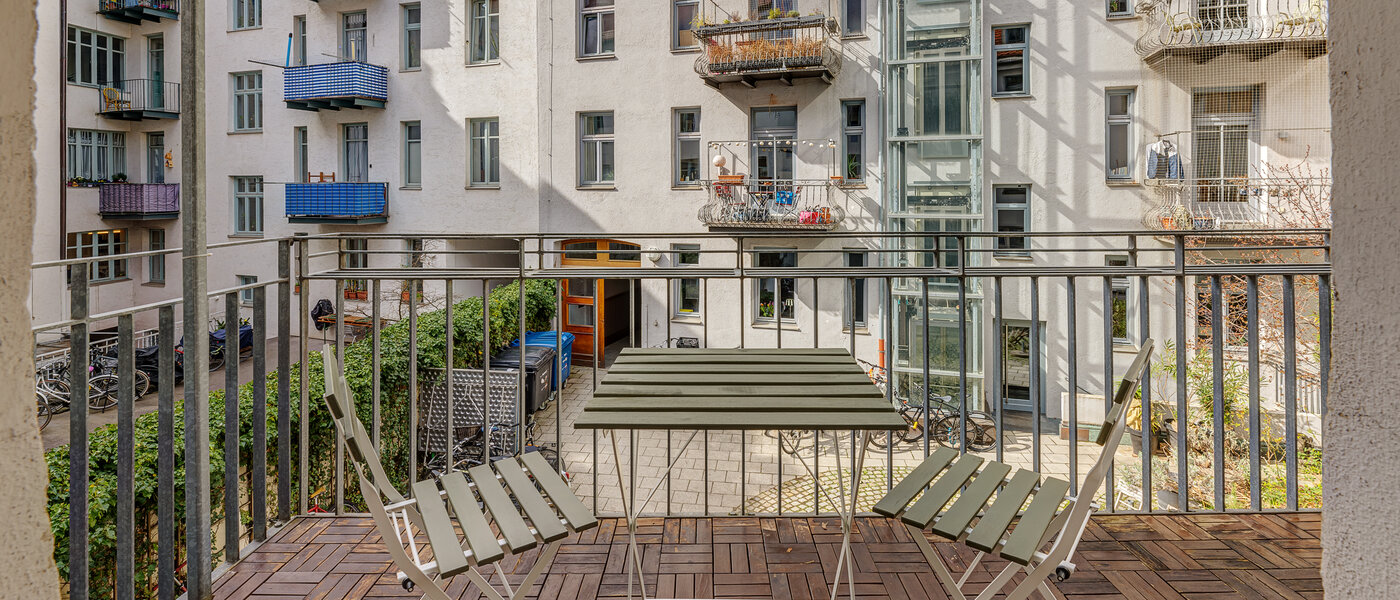 apartment München Glockenbachviertel 02 balcony 13888