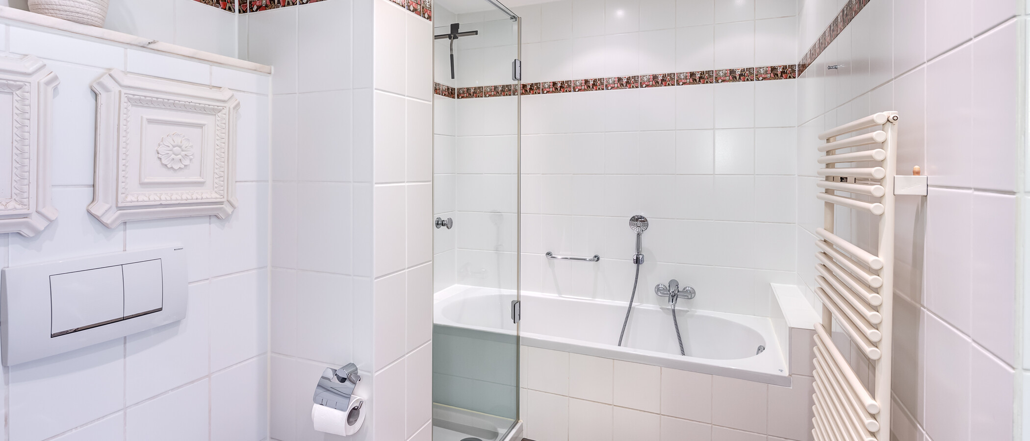 apartment Gauting 02 bathroom 13889