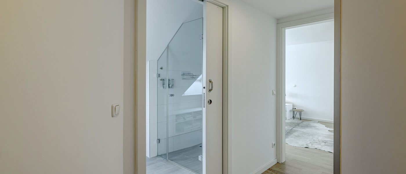 attic apartment München Ludwigsvorstadt 06 hall 13896