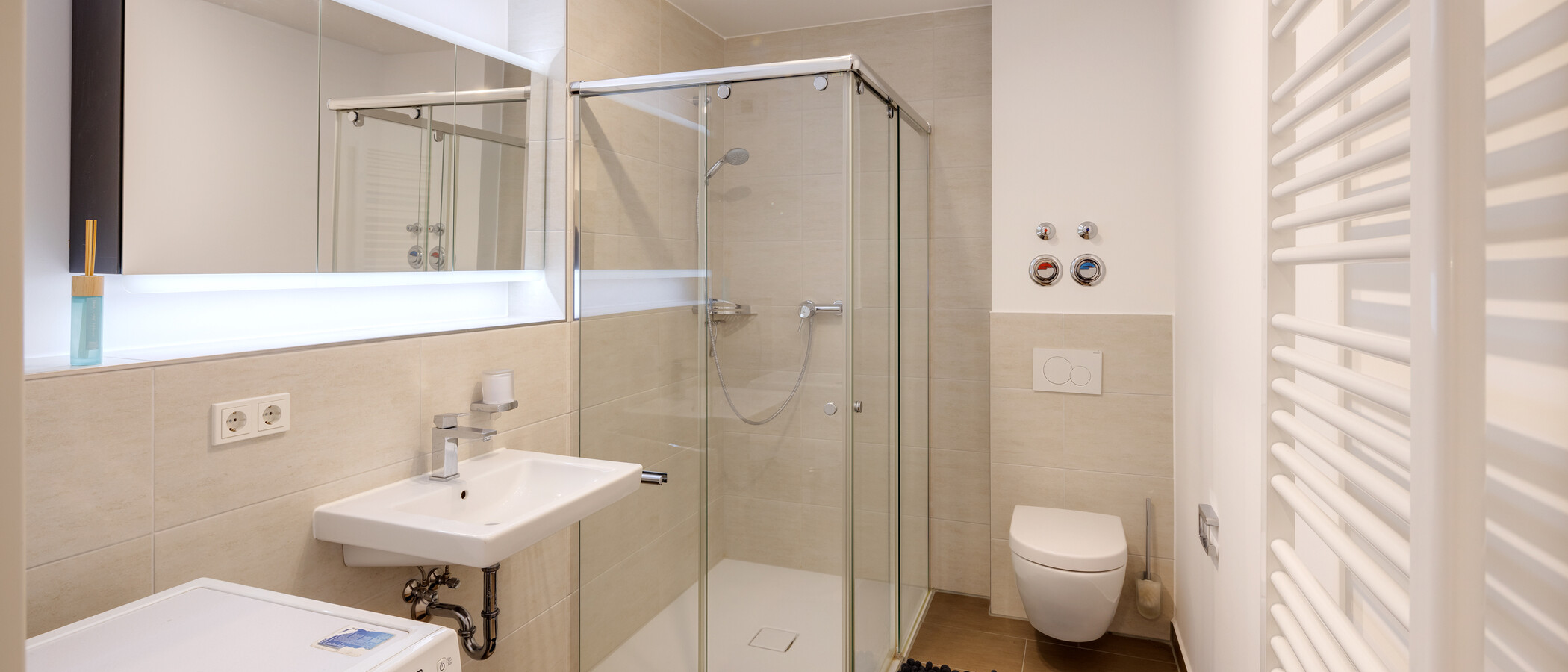 apartment München Solln 01 bathroom 13902