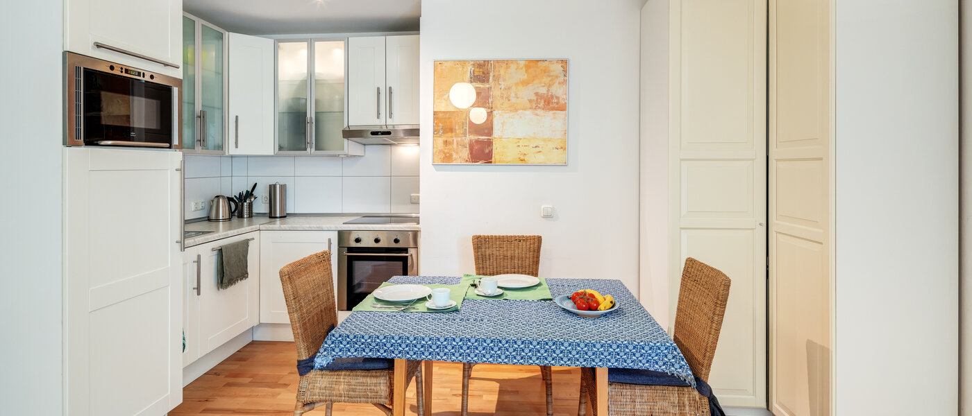 apartment München Schwabing 01 kitchen 13906