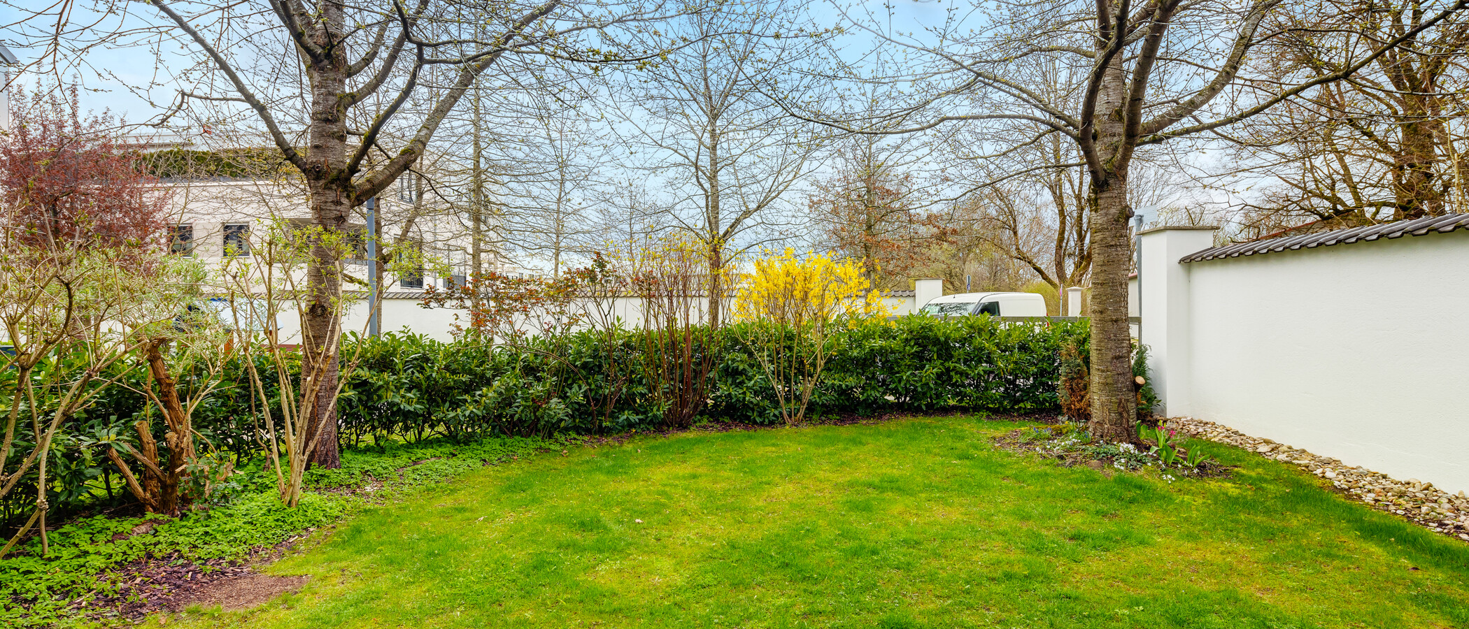 apartment München Oberföhring 01 garden 13909