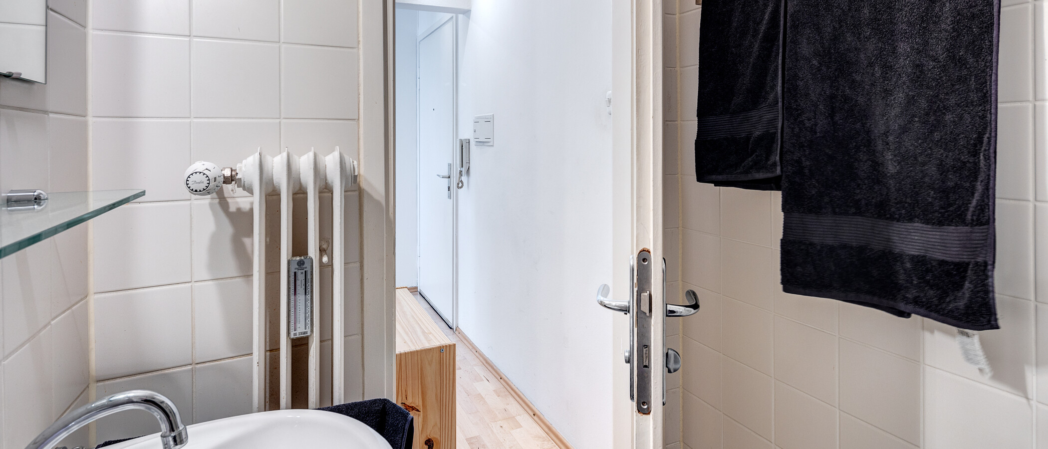 apartment München Schwabing-West 02 bathroom 13917