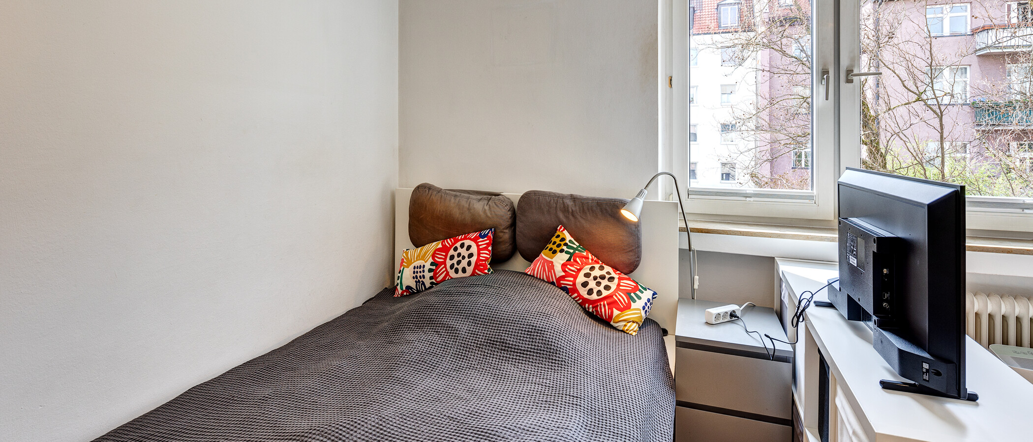 apartment München Schwabing-West 01 sleeping area 13917
