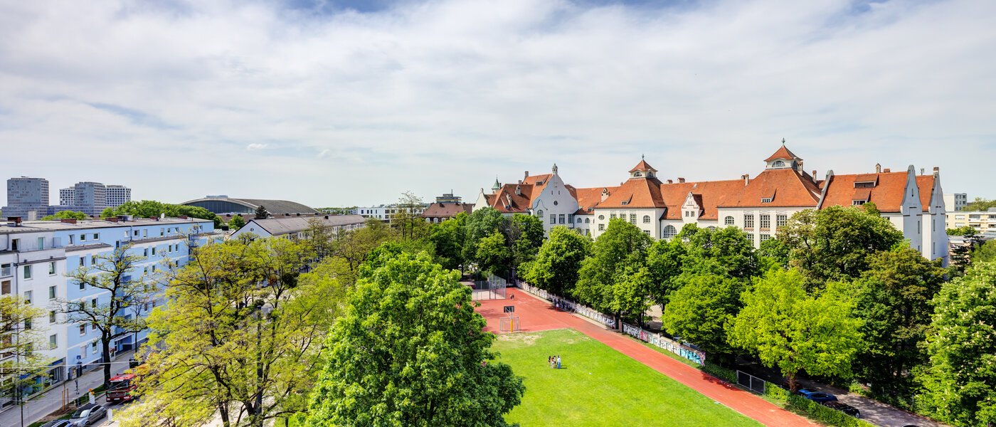roof terrace apartment München Neuhausen 01 view 13934