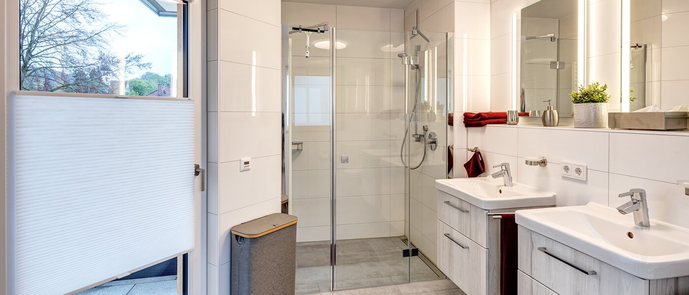 apartment Herrsching am Ammersee 02 1. bathroom 13942