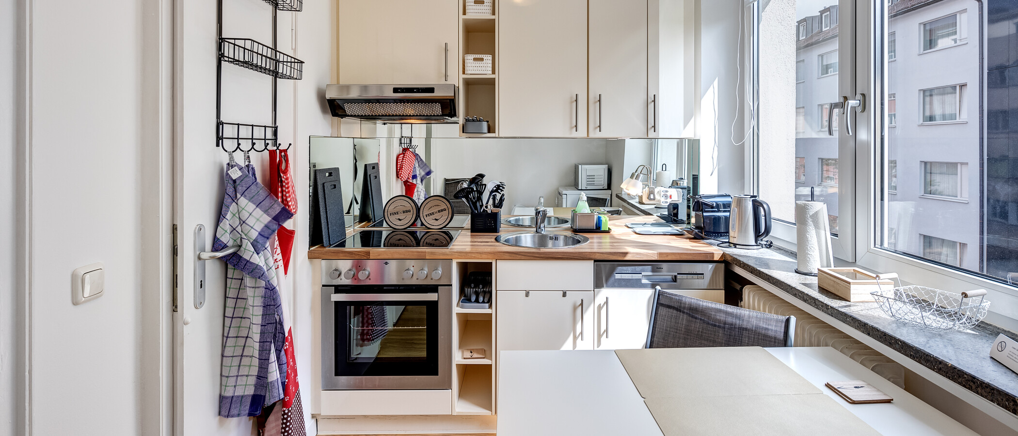 apartment München Ludwigsvorstadt 01 kitchen 13947