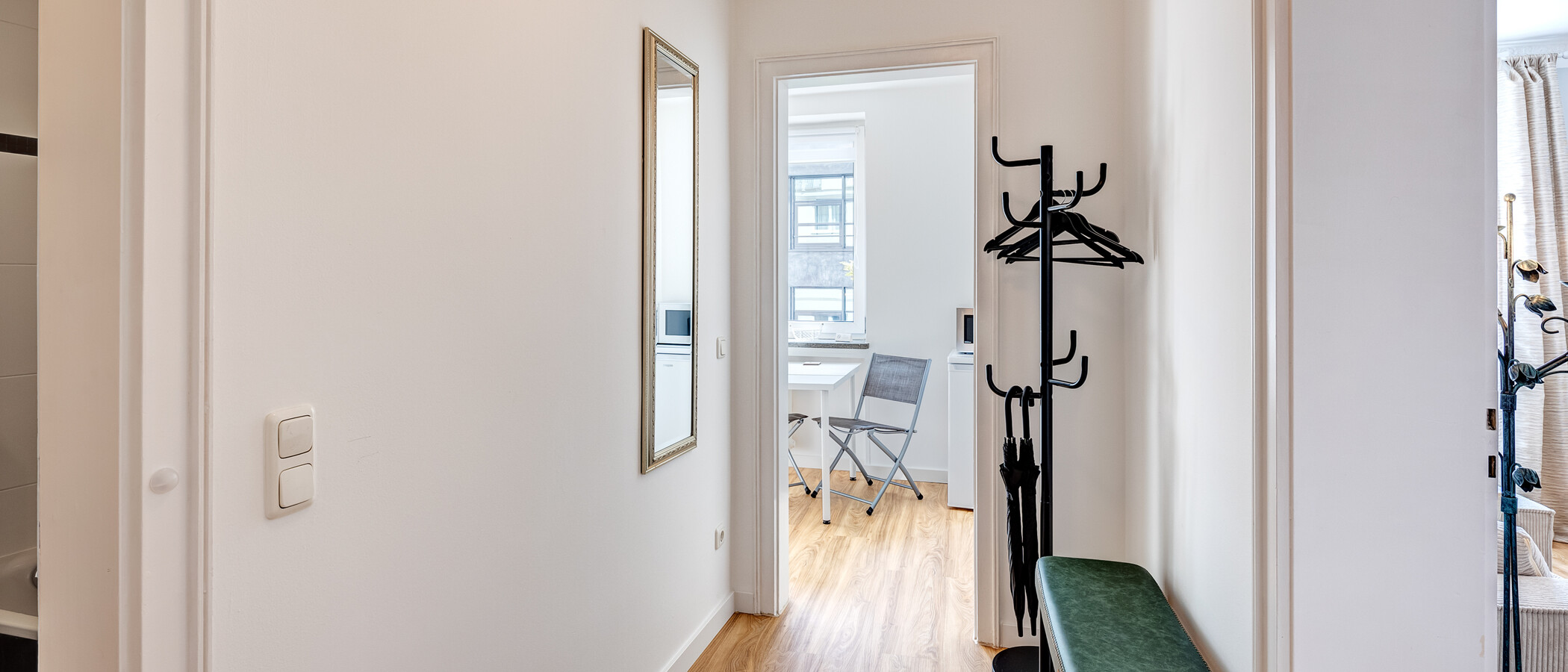 apartment München Ludwigsvorstadt 03 hall 13947