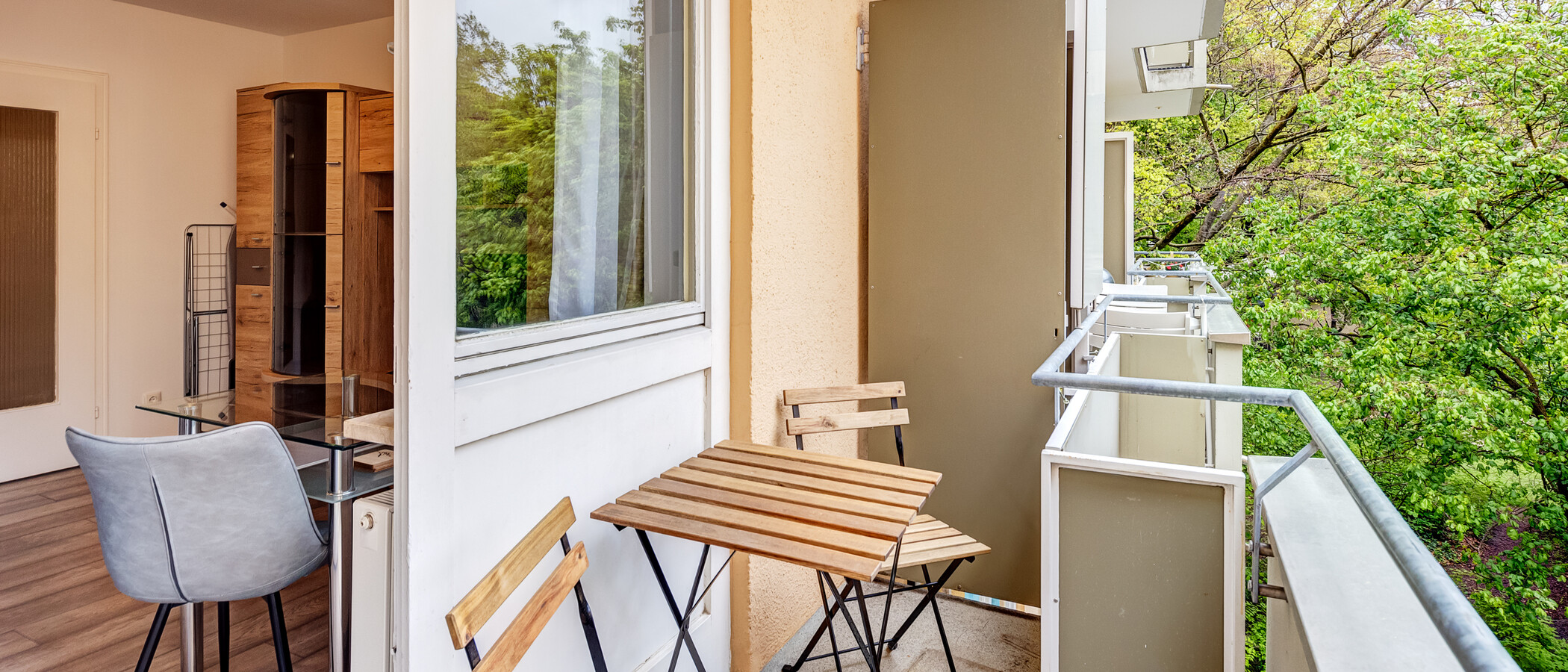 apartment München Neuhausen 02 balcony 13948