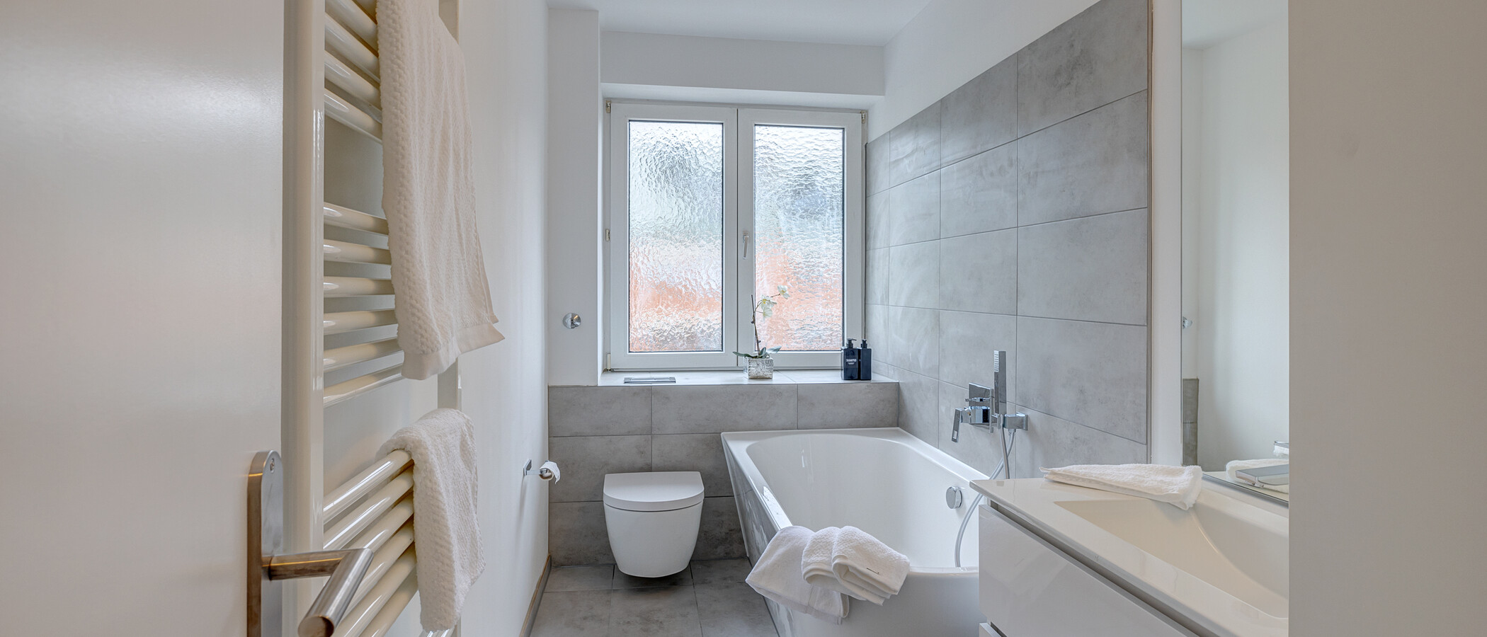 apartment München Maxvorstadt 01 bathroom 13953