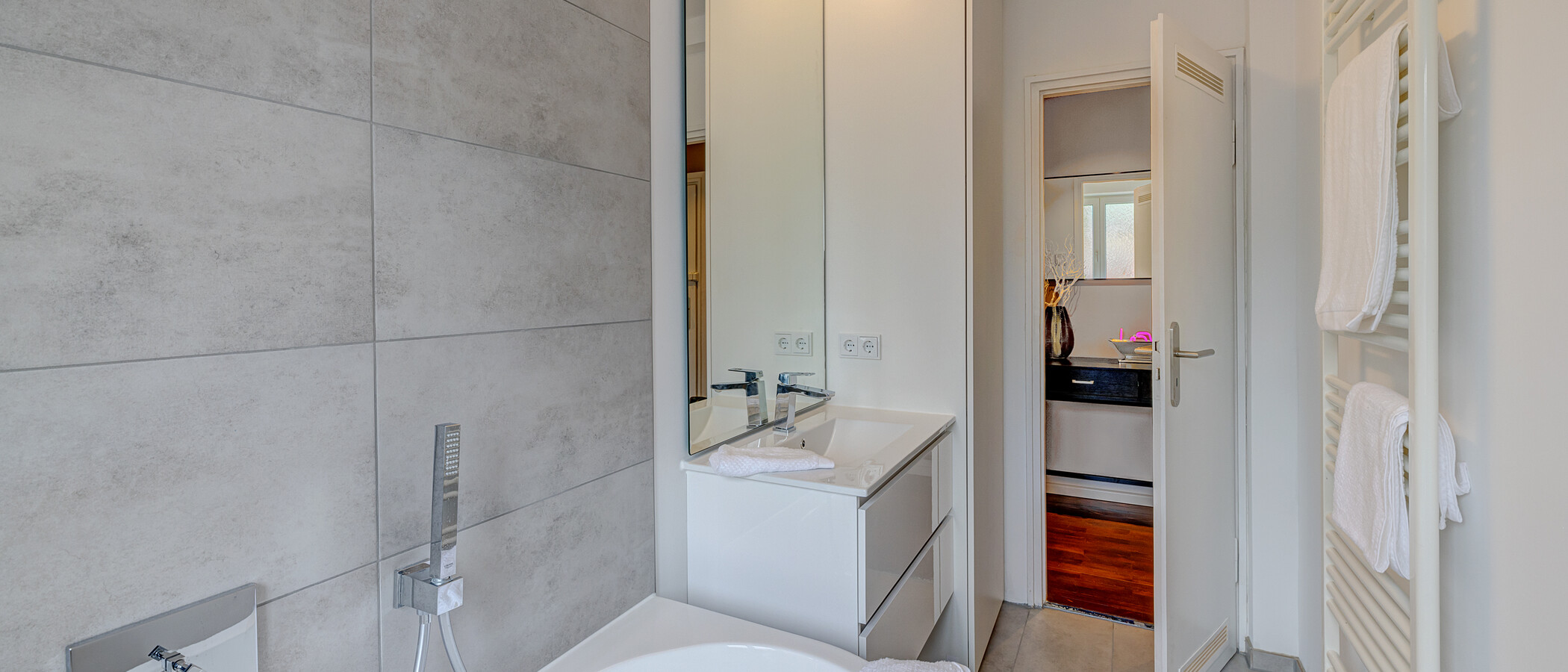 apartment München Maxvorstadt 03 bathroom 13953