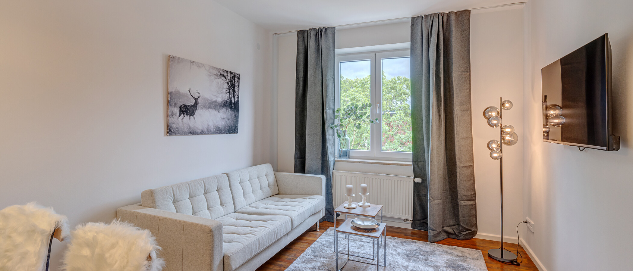 apartment München Maxvorstadt 02 living room 13953