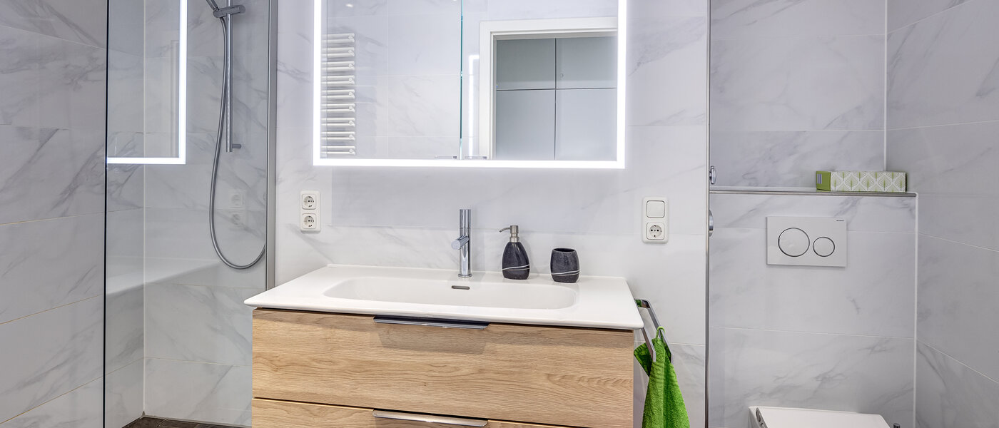 apartment Unterhaching 02 bathroom 13955