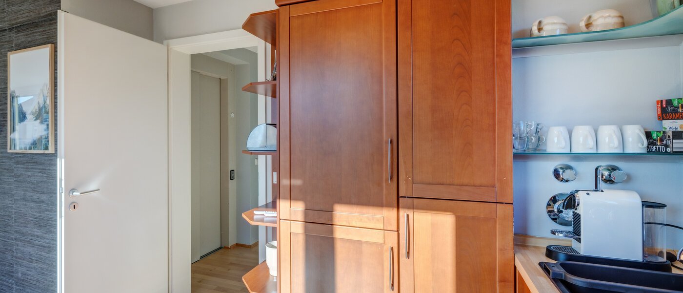 roof terrace apartment München Neuhausen 03 kitchen 13988