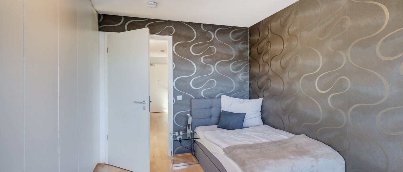 roof terrace apartment München Neuhausen 02 3. bedroom 13988