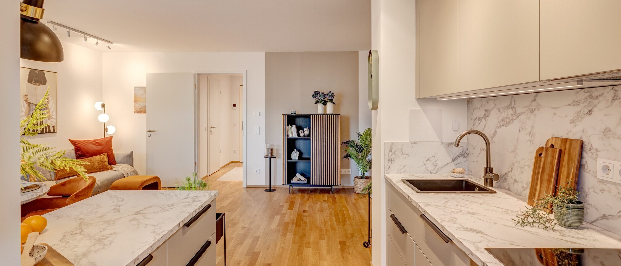 apartment München Neuhausen 03 kitchen 13994
