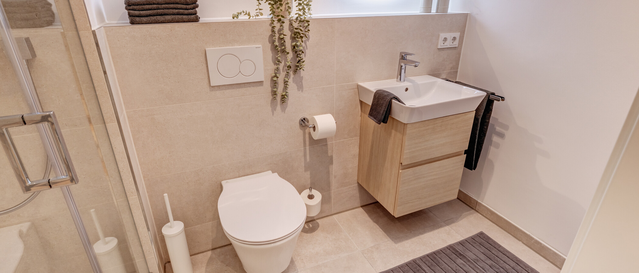 apartment München Neuhausen 02 2. bathroom 13994