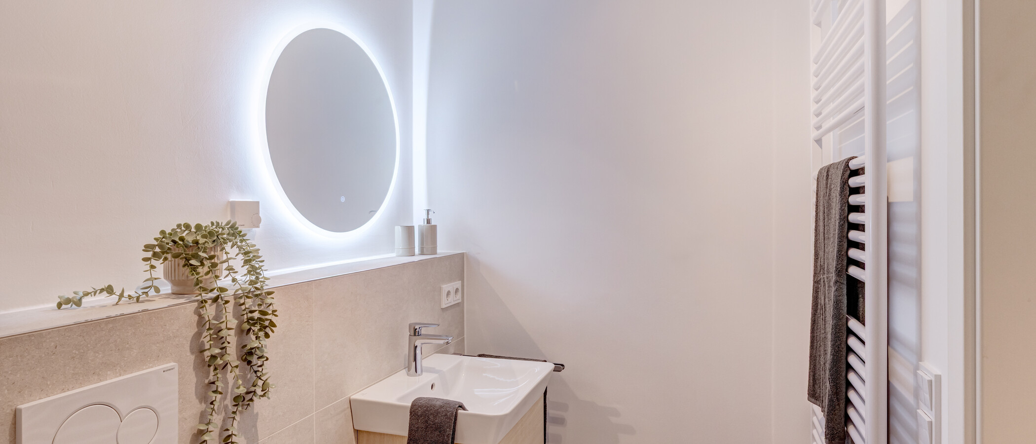 apartment München Neuhausen 03 2. bathroom 13994