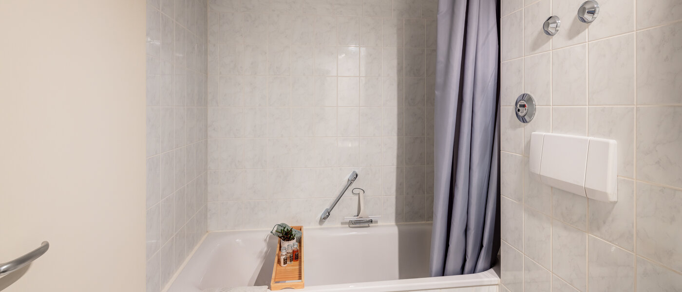 apartment Erding 02 bathroom 13998