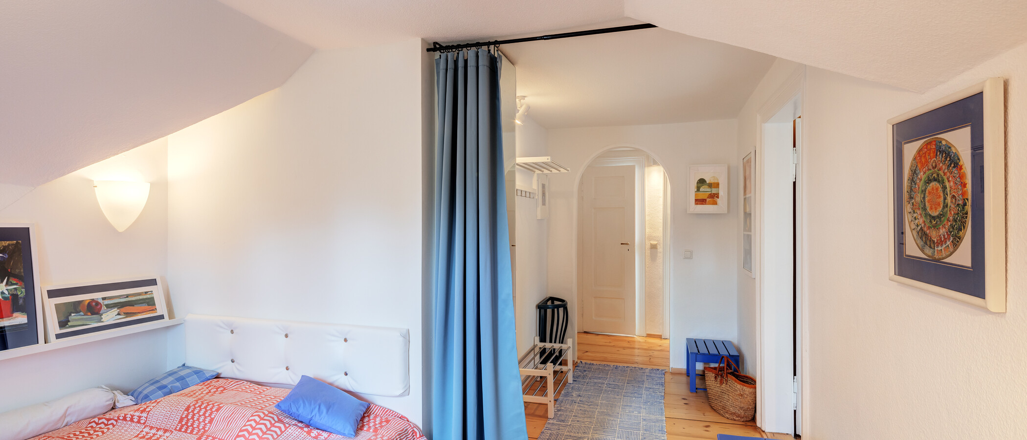 attic apartment München Pasing 03 2. sleeping area 14002