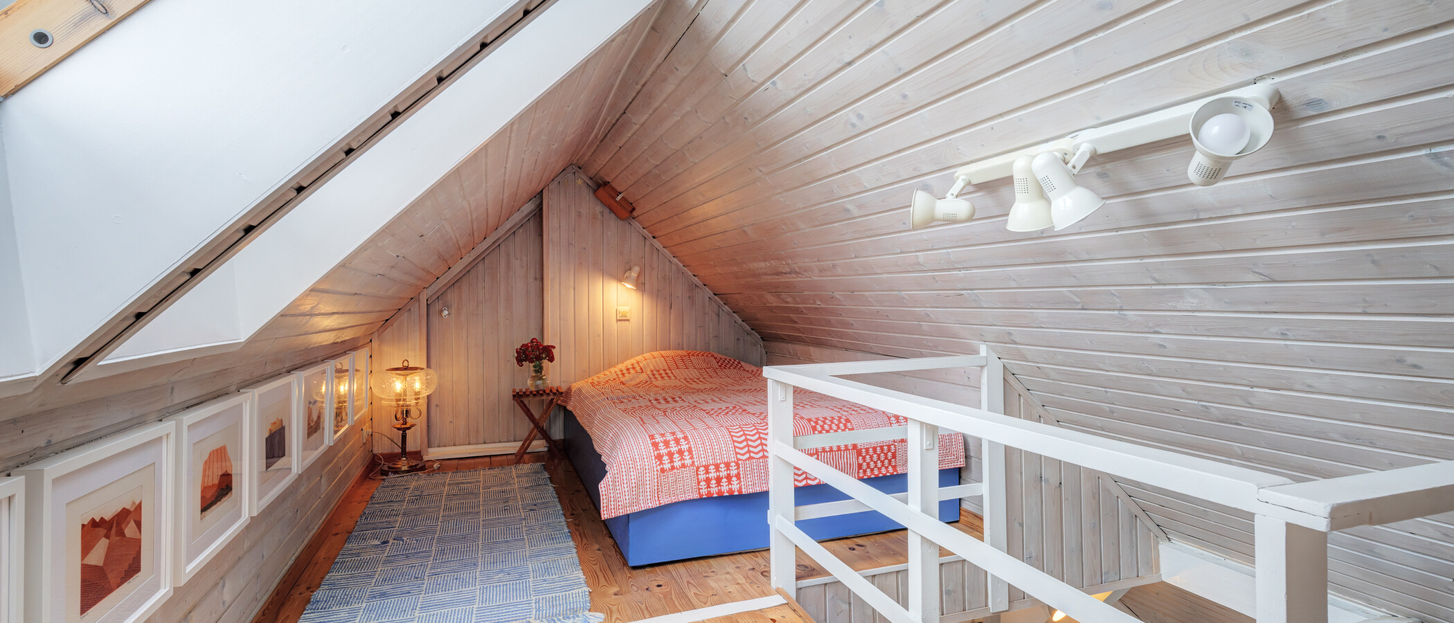 attic apartment München Pasing 03 sleeping area 14002