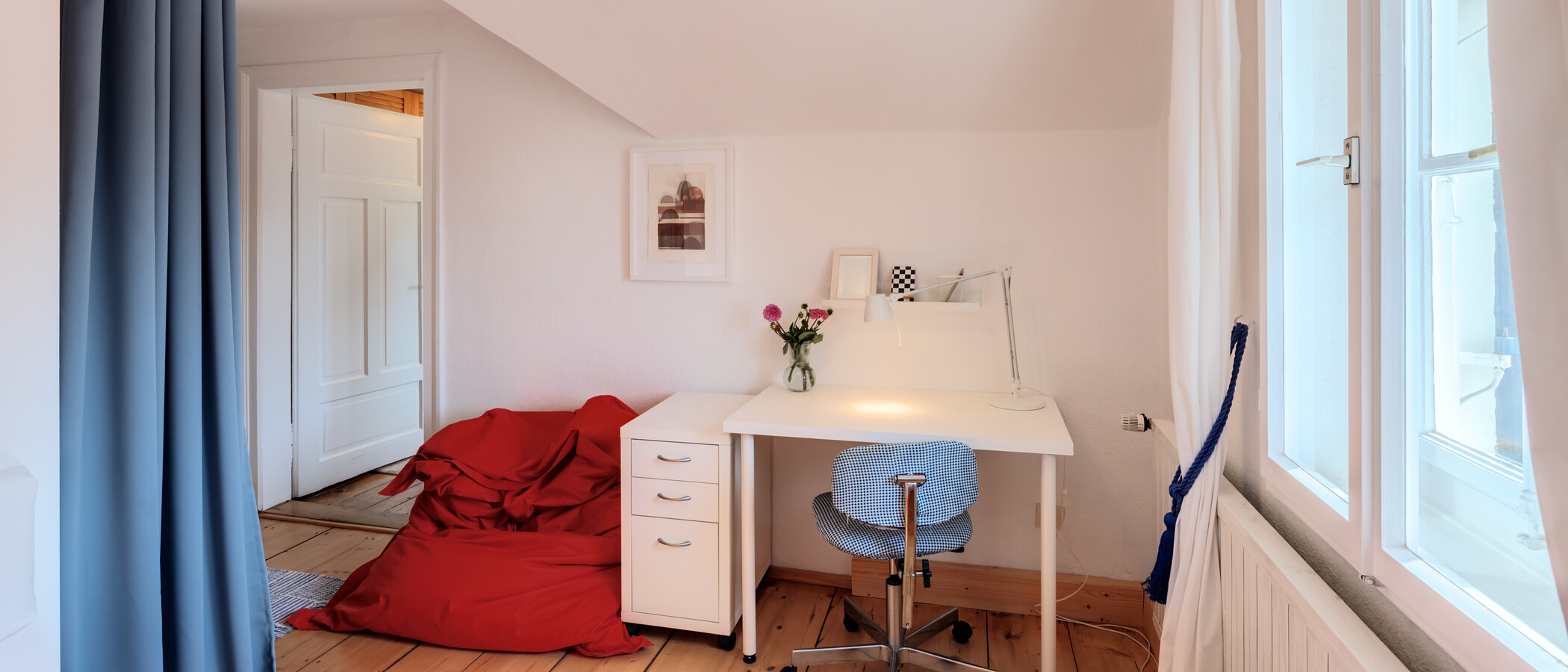 attic apartment München Pasing 03 sleeping area 14002