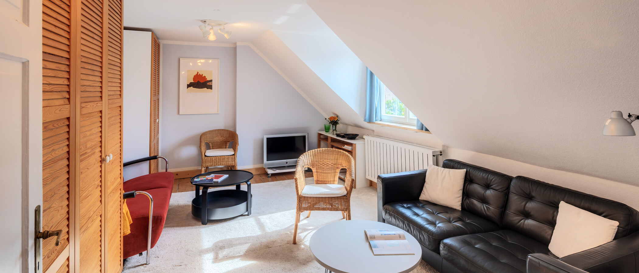 attic apartment München Pasing 01 living area 14002