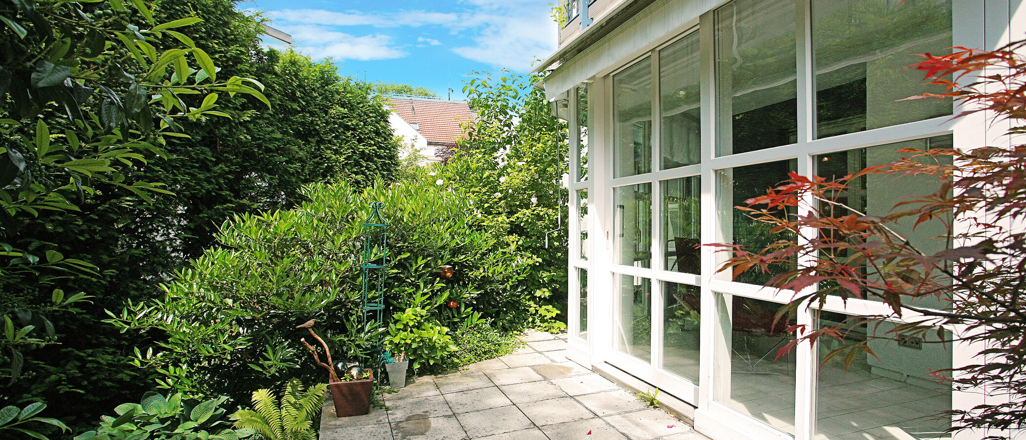 apartment with garden 	 München Herzogpark 01 terrace 1401