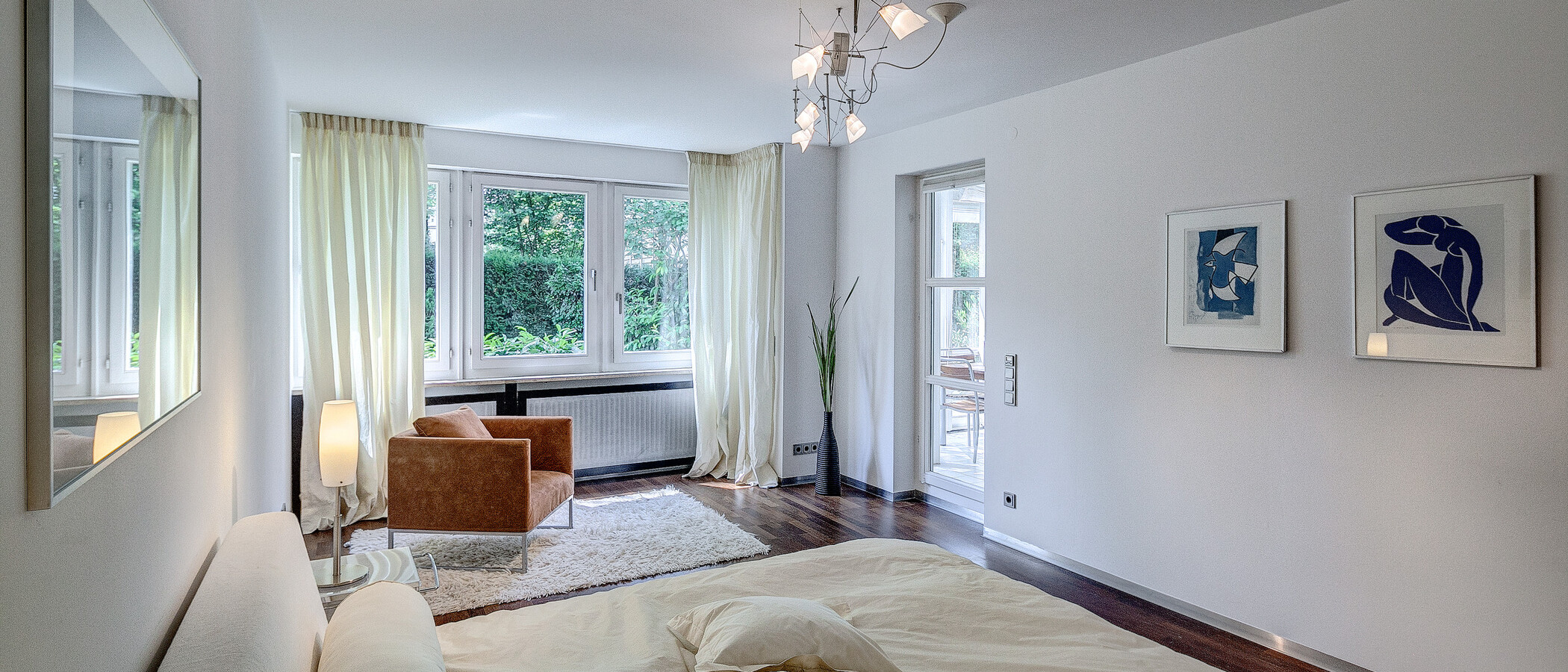 apartment with garden 	 München Herzogpark 02 sleeping area 1401