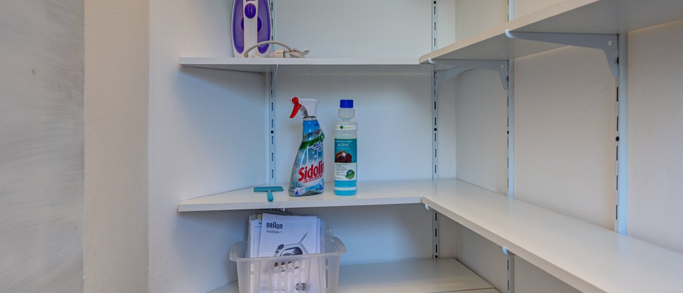 apartment München Berg am Laim 01 storage room 14011