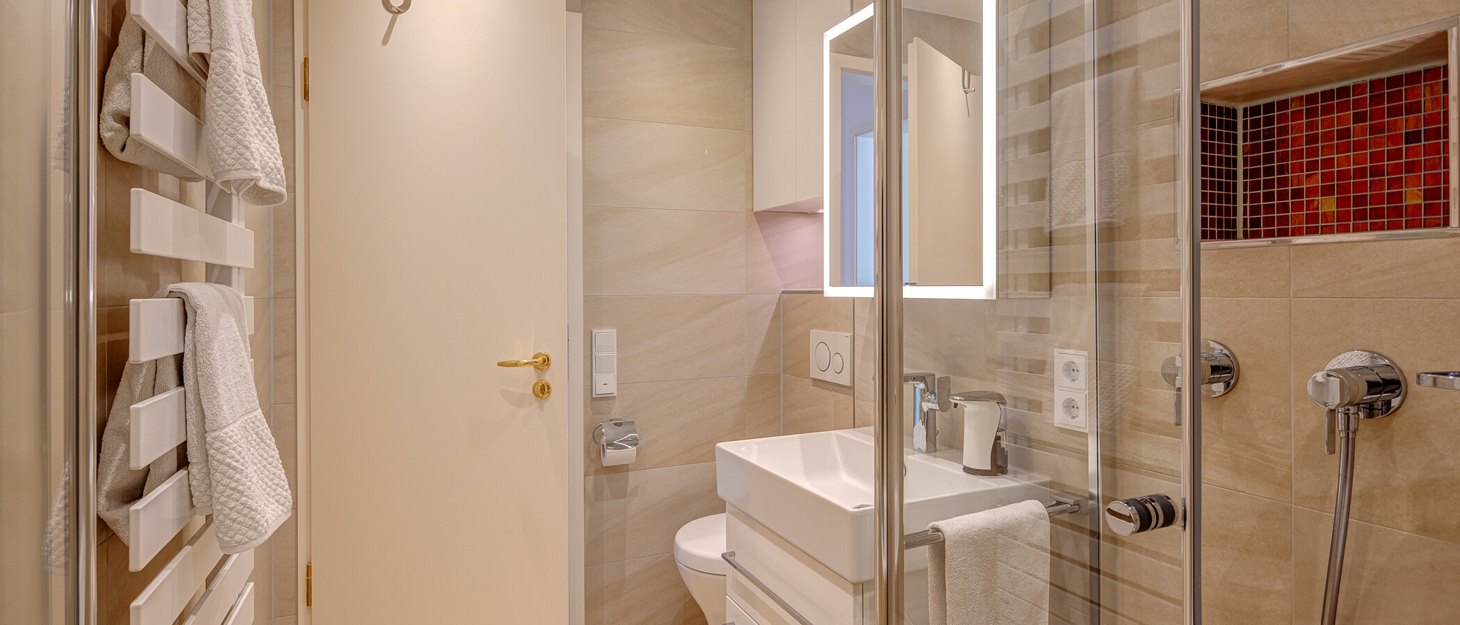 apartment München Haidhausen 02 bathroom 14014