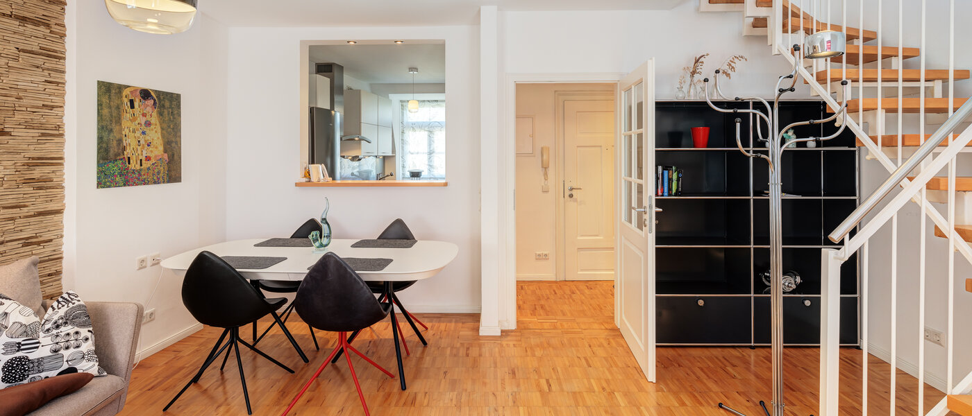 maisonette München Lehel 02 living area 14018