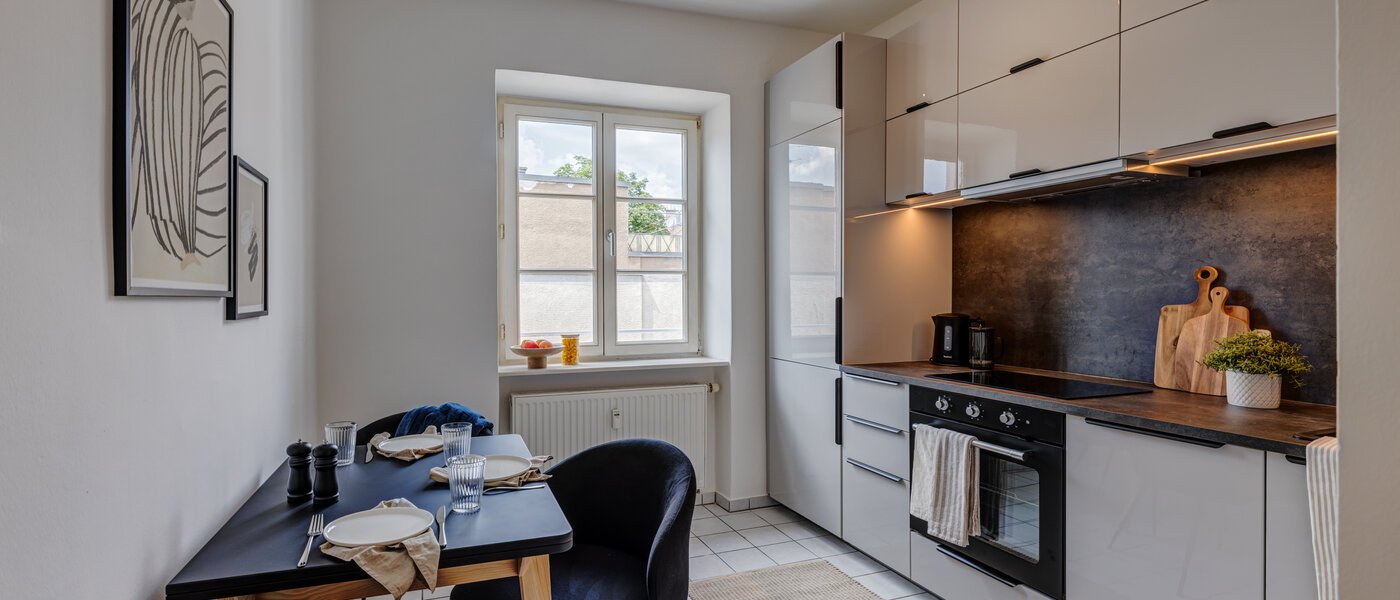 apartment München Lehel 01 kitchen 14023