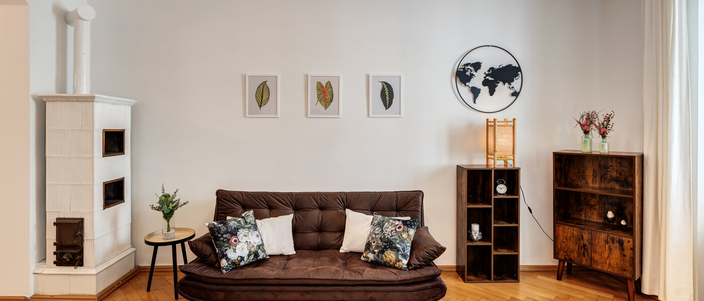 apartment München Altstadt 03 Workspace/Guestroom 14028