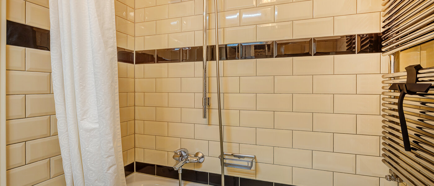 apartment München Schwabing-West 04 bathroom 14029